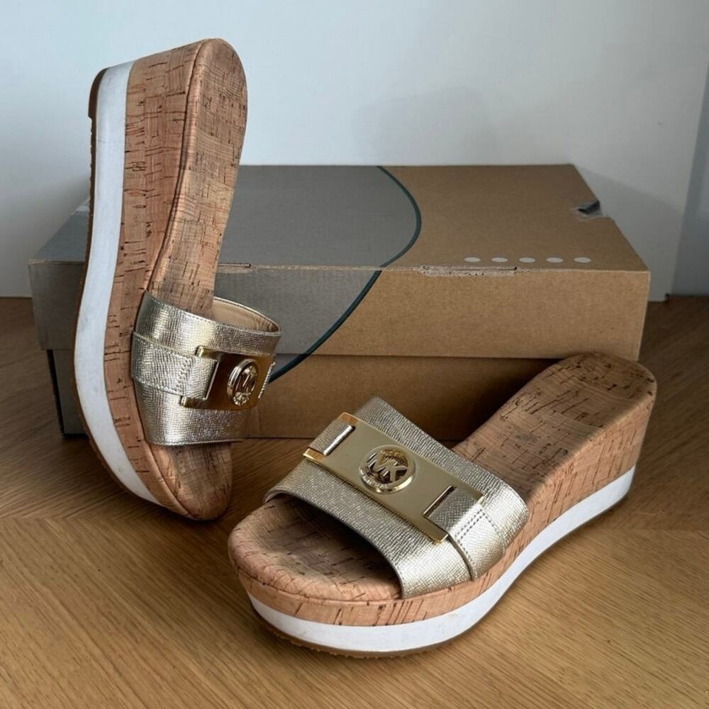 Michael Kors Warren Gold/Cork Platform Women Wedge Sandals - SZ 8